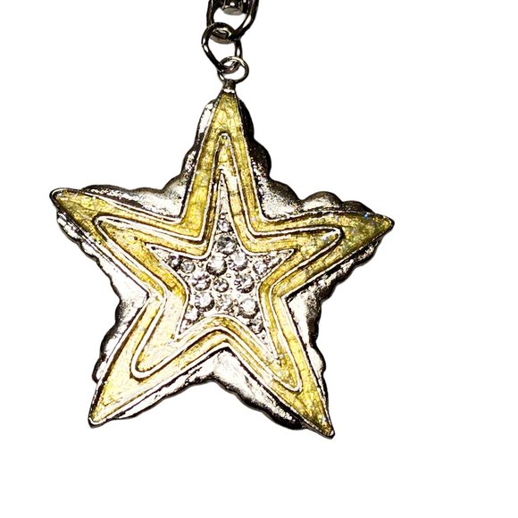 Gold and Silver Tone Star Keychain - New - Great Gift! - Picture 2 of 3